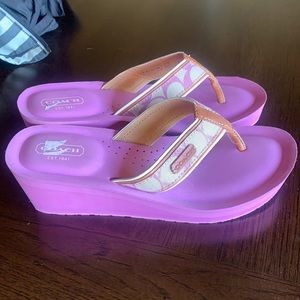 COPY - Coach flip flops!